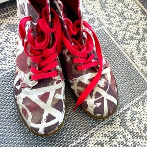 DR MARTIN - I Loved these but I Don’t wear them Enough - RARE